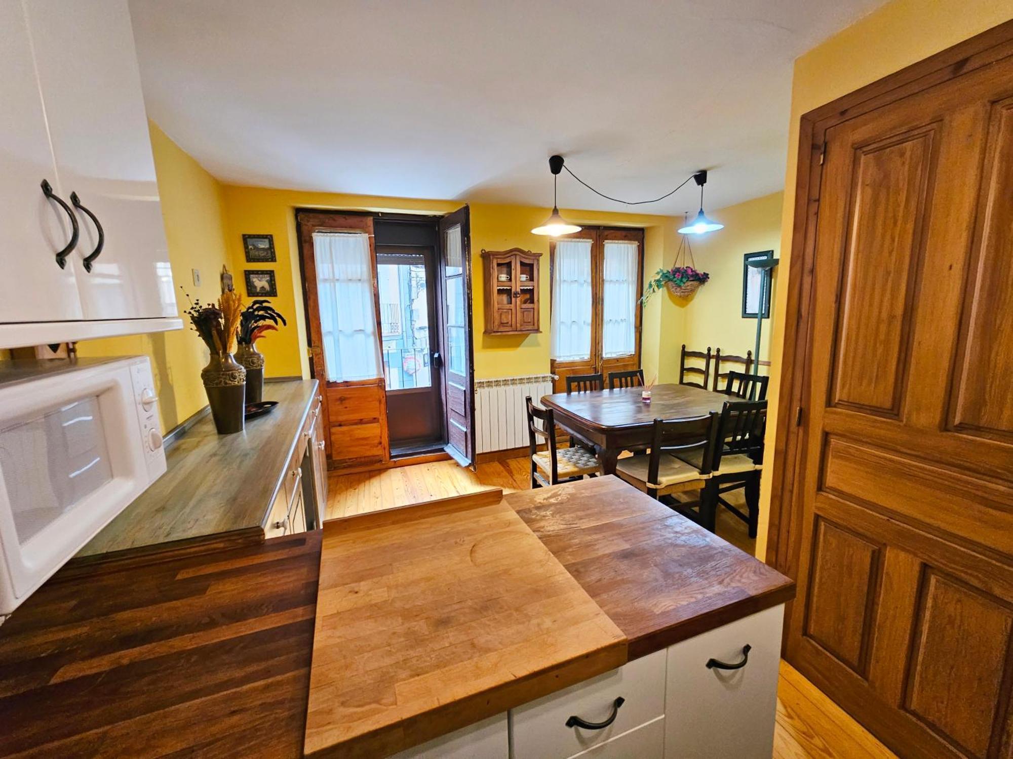 Apartamentos Jaca Ciudadela 3000 Dış mekan fotoğraf