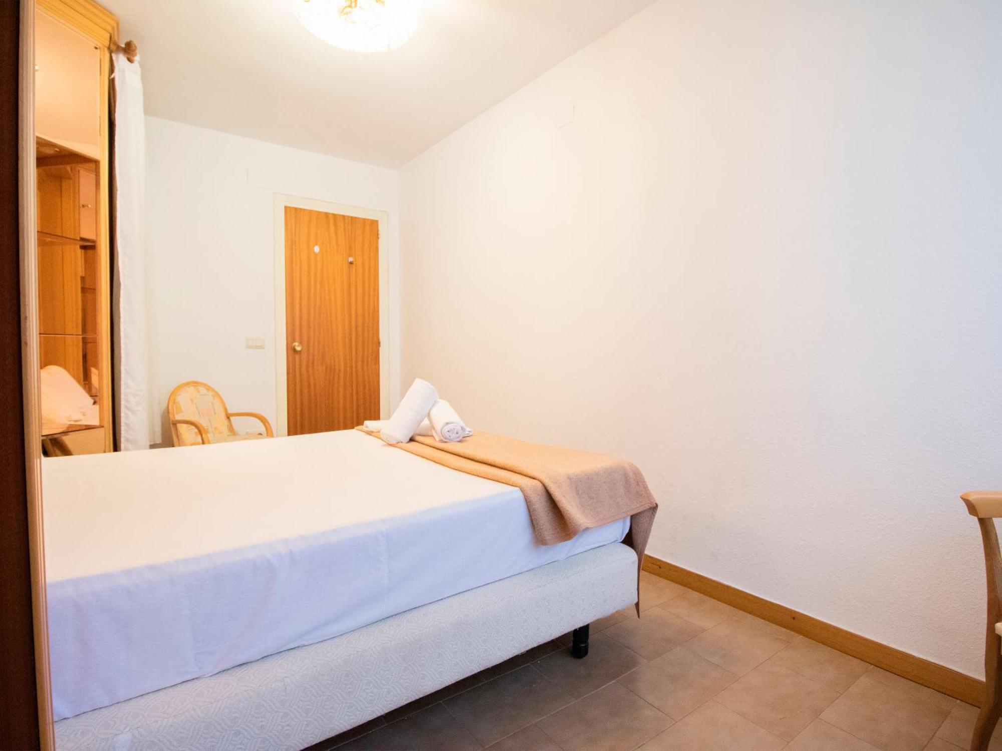 Apartamentos Jaca Ciudadela 3000 Dış mekan fotoğraf