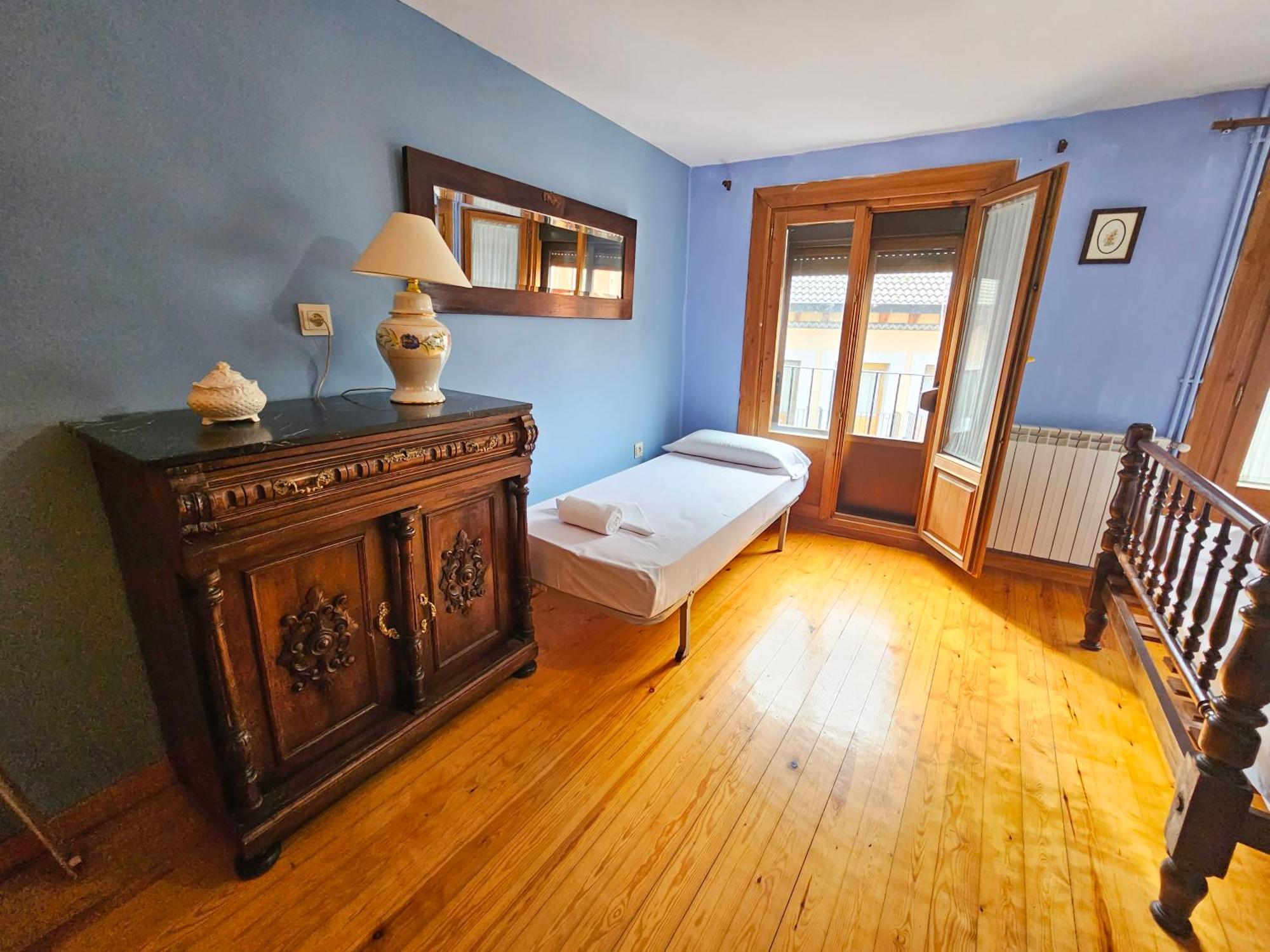 Apartamentos Jaca Ciudadela 3000 Dış mekan fotoğraf