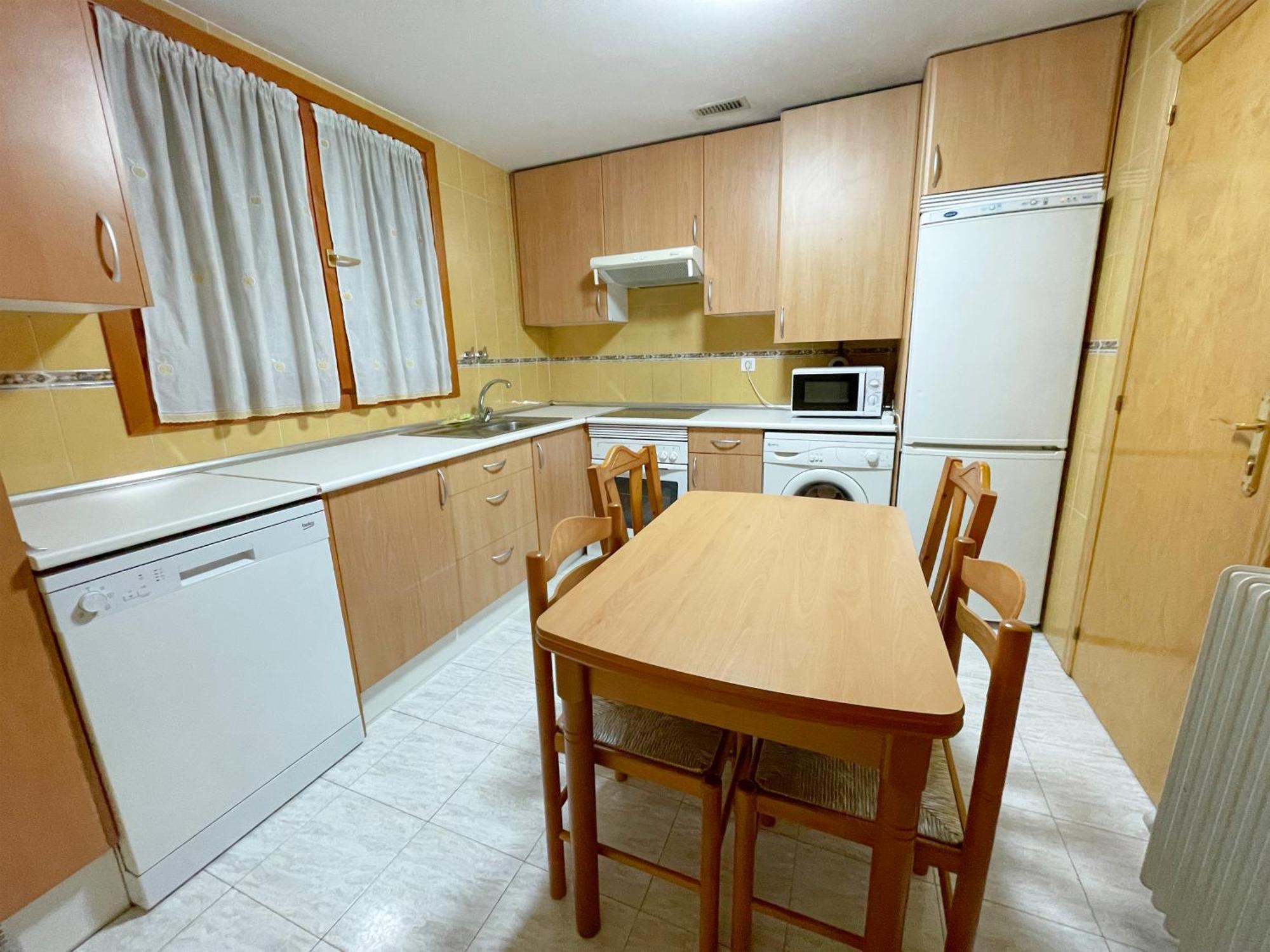 Apartamentos Jaca Ciudadela 3000 Dış mekan fotoğraf