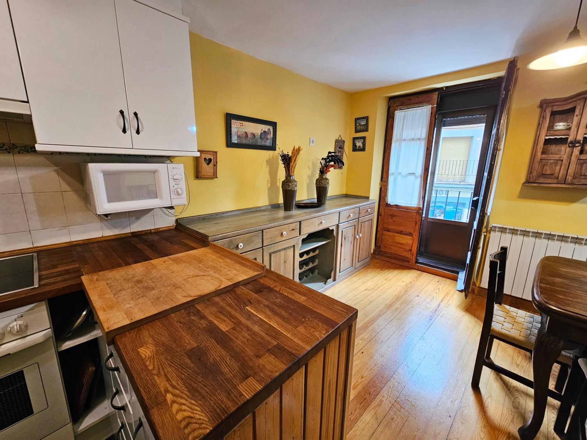 Apartamentos Jaca Ciudadela 3000 Dış mekan fotoğraf